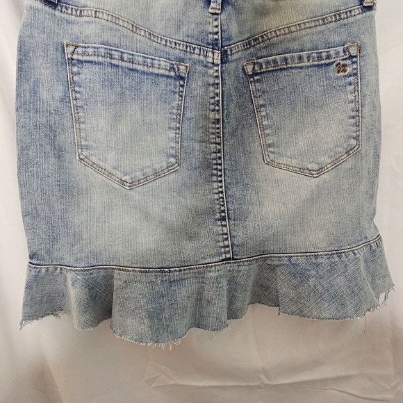 Jessica Simpson Light Blue Denim Mini Skirt - Picture 2 of 3